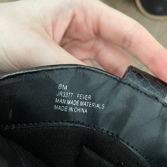 Cape Robbin Western Wedge Heeled Booties - Picture 2 of 8